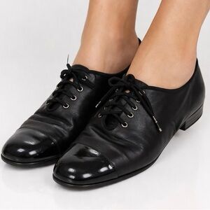 CHANEL Black Leather Cap Toe Lace-Up Flats